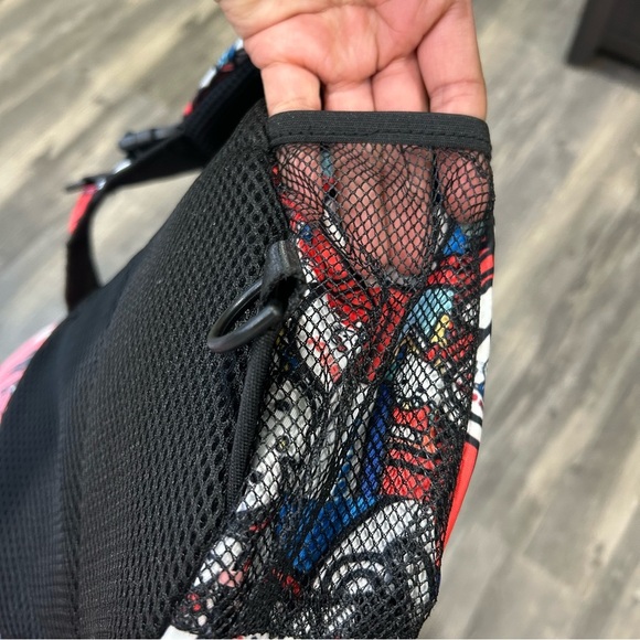 HELLO KITTY - Sling Bag - Picture 2 of 11